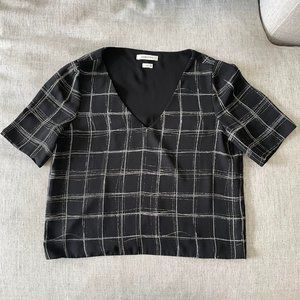 Aritzia Babaton Cropped Short Sleeve Blouse Patterned